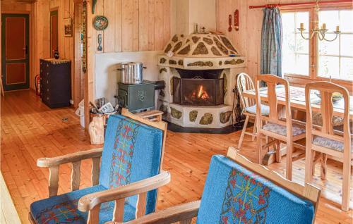 Oystre Slidre House | 3 Bedroom Cozy Home In Heggenes