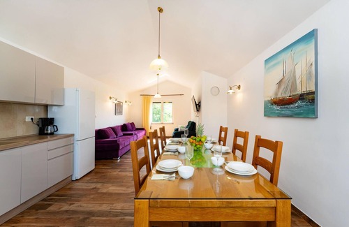 Seline Apartment | 3 bedroom gorgeous apartment in Seline