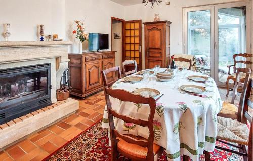 Pontaillac House | 3 Bedroom Gorgeous Home In Royan