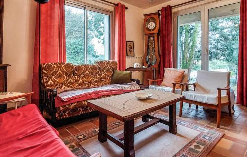 Pontaillac House | 3 Bedroom Gorgeous Home In Royan