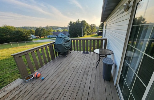 Richland House | 3-bedroom home in the quiet and peaceful Waynesville area.