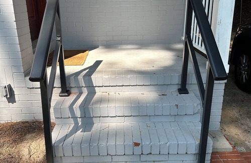 Macon House | 3-bedroom house in delightful Macon with WiFi, AC