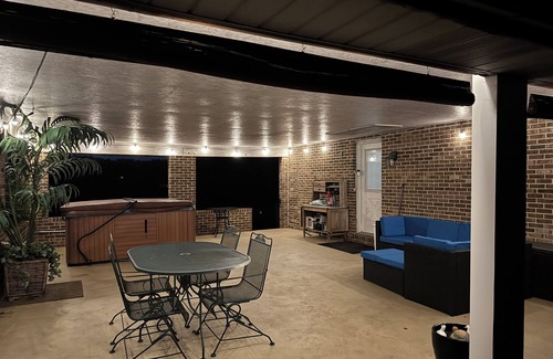 Gambrills House | 3-bedroom house in Gambrills, in the area of Annapolis, Baltimore, & DC.