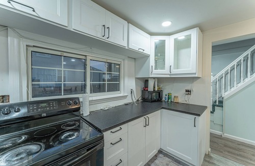 Dix Hills House | 3-bedroom house in peaceful Dix Hills with WiFi, AC. Enjoy tranquility