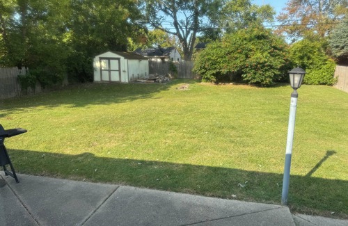 Lansing House | 3-bedroom house in quiet neighborhood close to downtown and MSU.