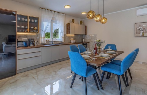 Kavran House | 3 bedroom nice home in Kavran