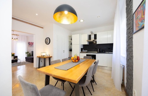 Citluk House | 3 bedroom nice home in Lucane