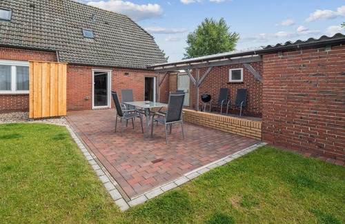 Osteel House | 3 bedroom nice home in Osteel