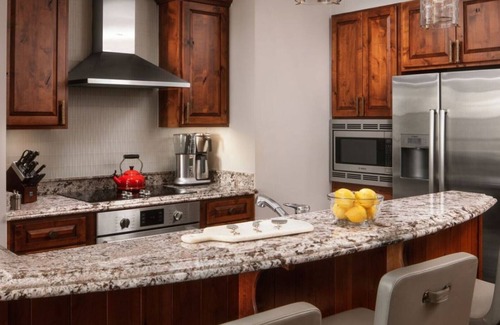 Vail Resort | 3 Bedroom Residence at The Ritz Carlton Club, Vail
