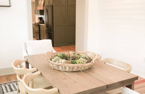 Lewisburg House | 3-Bedroom 🔸 Steps from Bucknell 🔸 Renovated