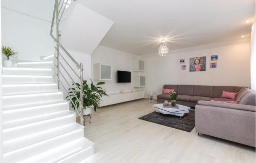 Vinodolska opcina House | 3 Bedroom Stunning Home In Grizane
