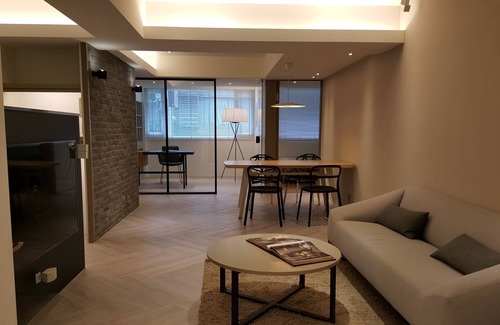 Daan Apartment | 3 Bedrooms+1 Study +3 Bathrooms (Near Taipei 101 & MRT) Home Isolation is OK