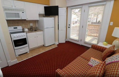 Lackey Cottage | 3 Bedrooms Cottage Suite Village in King's Creek weekly booking 8 days/7nights