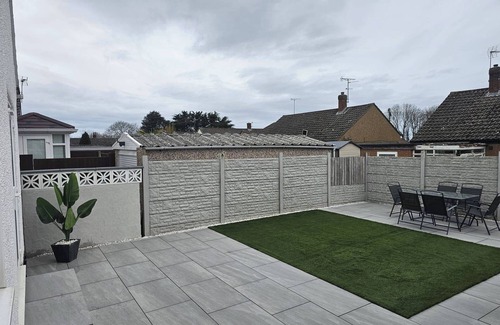 Rhyd-y-foel Cottage | 3-beds, Sleeps 6 Walking Distance to Castle & Town