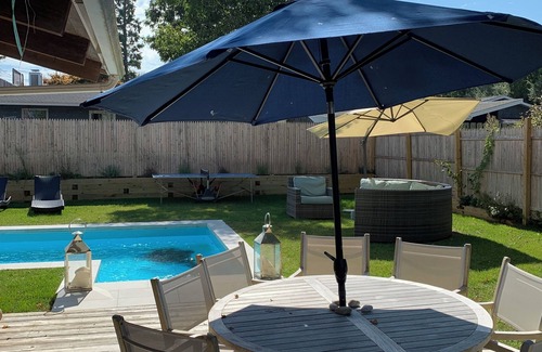 Culloden Shores House | 3 BR 2Bath Private Beach House, with Hot tub, fireplace & firepit