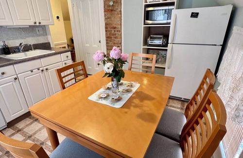 Ocean Grove Apartment | 3-BR apt w ocean views, 1.5 blocks to beach, AC, WiFi, 1.5 bathrooms & balcony!