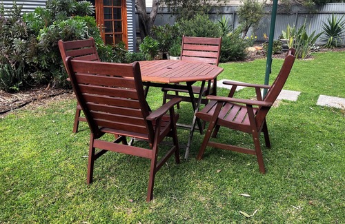 Aldinga Beach House | 3 Br house - Walk to Beach, Scrub, Parks and Cafe. Short drive to Wineries.