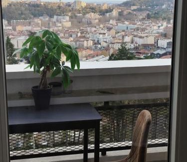 La Duchere Apartment | 3 Chambres 3 Salles de bain Vue panoramique Lyon