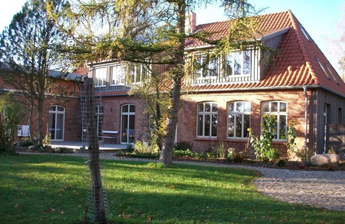 Alt Bukow Apartment | 3) Holiday apartment 4-room, upper floor, 110m² - Landhaus Alte Schule near