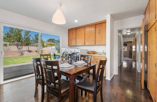 National City House | 3 Living Rooms | Spacious | Family-Friendly