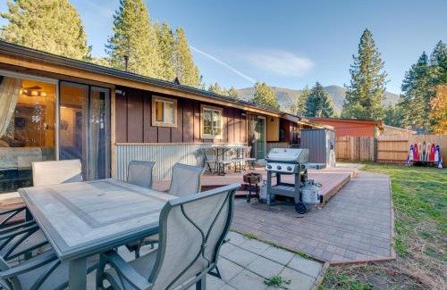 Lower Kingsbury House | 3 Mi to Heavenly Mountain Resort Home with Deck