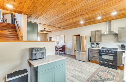 Springerville Cabin | 3 Mi to Trails: Secluded Eagar Cabin w/Mtn Views!