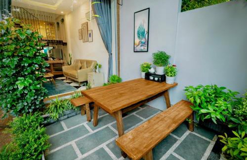 Ngu Hanh Son House | 3-mins ride to My Khe Beach - Tropical house - BBQ & Garden