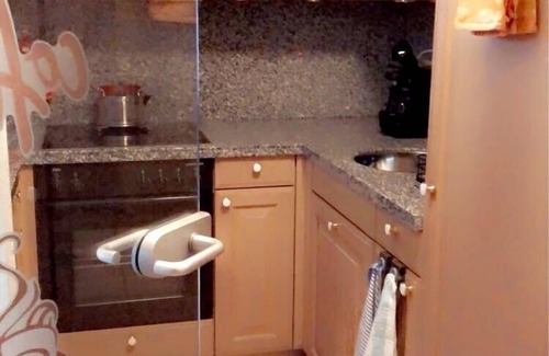 Leverkusen Apartment | 3 quiet rooms in an excellent location in Schlebusch