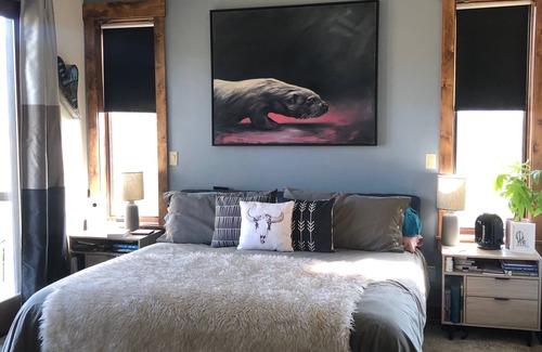 South Park House | 3 Ski Resorts surround this 2 bed, 2 bath guesthouse with mountain views!
