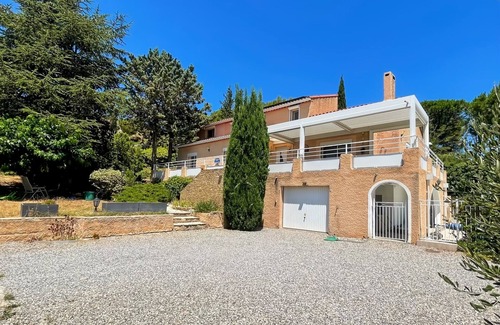 Ensues-la-Redonne House | 3 to 5 bedroom house with pool, côte bleue