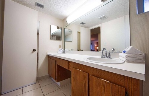 Moorings Hotel | 3 Units | Naples Location | Near Downtown & Beaches