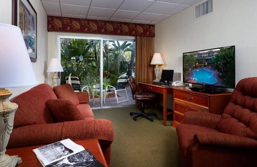 Moorings Hotel | 3 Units | Naples Location | Near Downtown & Beaches
