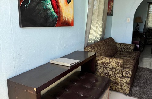 San Juan Apartment | 30 Day Minimum- 3BR & 2BA Family Retreat – Walk to Ocean
