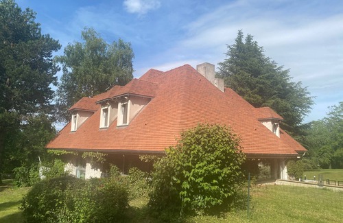 Bellerive-sur-Allier House | 300m2 family home in 1ha wooded park on the heights of Vichy