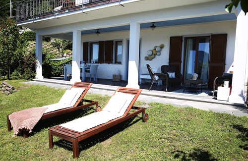 Cannero Riviera Apartment | 3½-room apartment with 2 terraces, garden and beautiful view of the lake