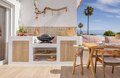 Manilva Ski Chalet | 3129 Beachfront Casa Cosy in Aldea Beach
