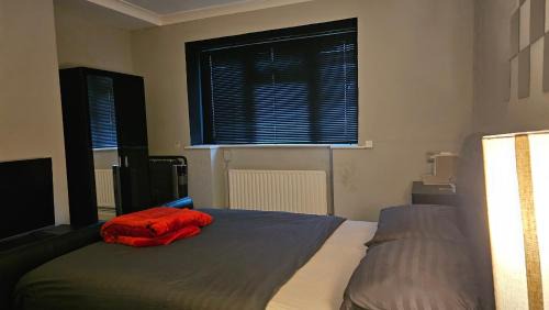 Cantelowes House | 33 Camden Square - Double Room