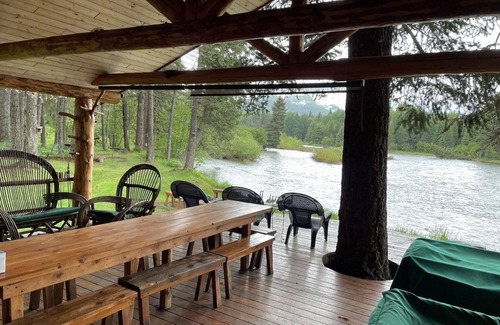 Bigfork Cabin | 33% OFF - Montana Riverfront, 5 Cabins, Sleeps 30, Family Reunions & Retreats!