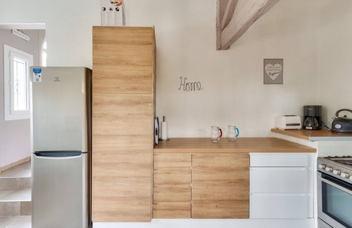 Andernos-les-Bains Ski Chalet | 350m from Betey's beach- House for 9 with a pool