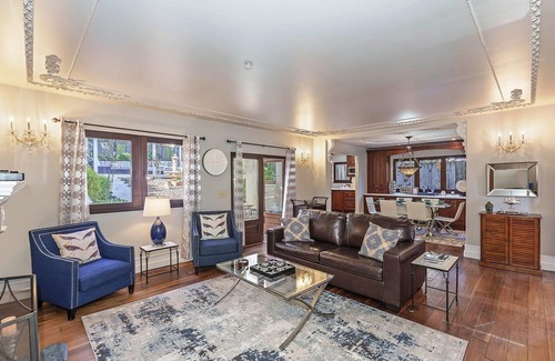Golden Rectangle House | 3748 Tuscany by-the-Sea ~ Walk To Downtown Carmel
