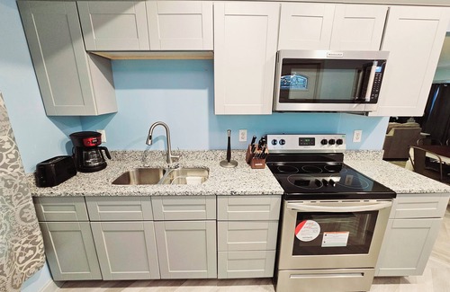 Rehoboth Beach Apartment | 3bed 1ba unit 1 Located in Lewes Pet Friendly