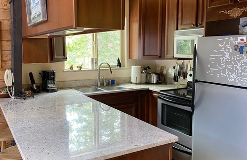 Carnelian Bay House | 3bed/2bath Tahoe Cabin Getaway - Sleeps 8-10