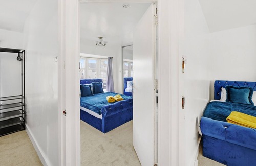 East Wickham House | 3bed Cozy House: Parking + Wifi
