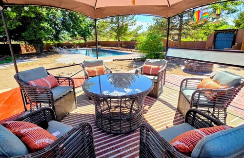 Corrales Villa | 3BR 2.5Bath Villa in Corrales/Rio Rancho NM central AC/heat,LG pool,free parking