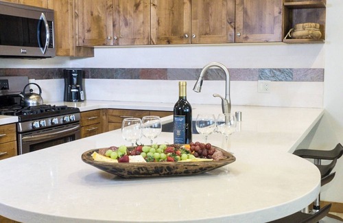 Truckee Apartment | 3Br 2Ba- Overwhelming Charm, Overlooking the Village by RedAwning