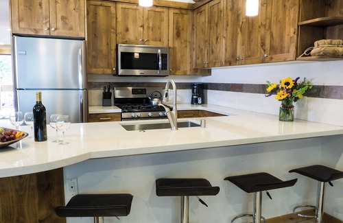 Truckee Apartment | 3Br 2Ba- Overwhelming Charm, Overlooking the Village by RedAwning