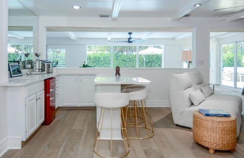 Jupiter Apartment | 3BR/3.5BA w/Private Intracoastal Beach Access, Hot tub, & Pool