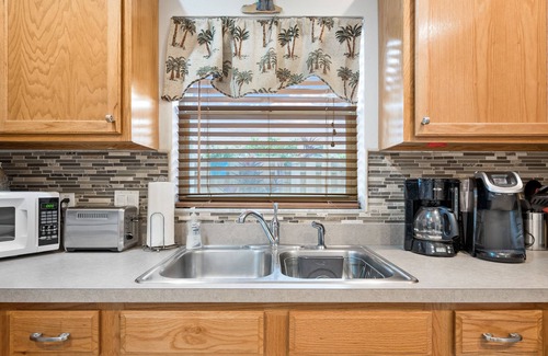 Tyler Gardens House | 3BR Cocoa Beach Private Home with Hot Tub