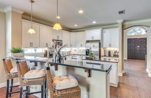 Mary Esther House | 3BR Gulf Getaway, Pet-Friendly, Soaking Tub, Near Parks