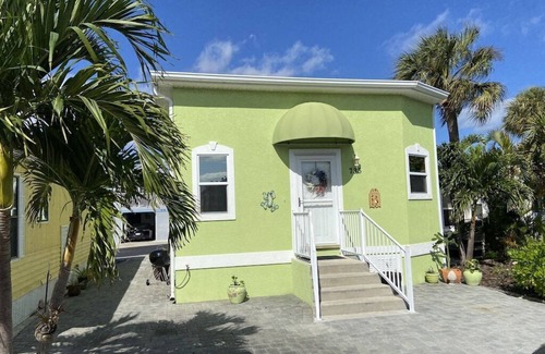 Hutchinson Island South House | 3BR House in Ocean Resort w/Private Beach, Pool, Pickleball, Marina, and More!